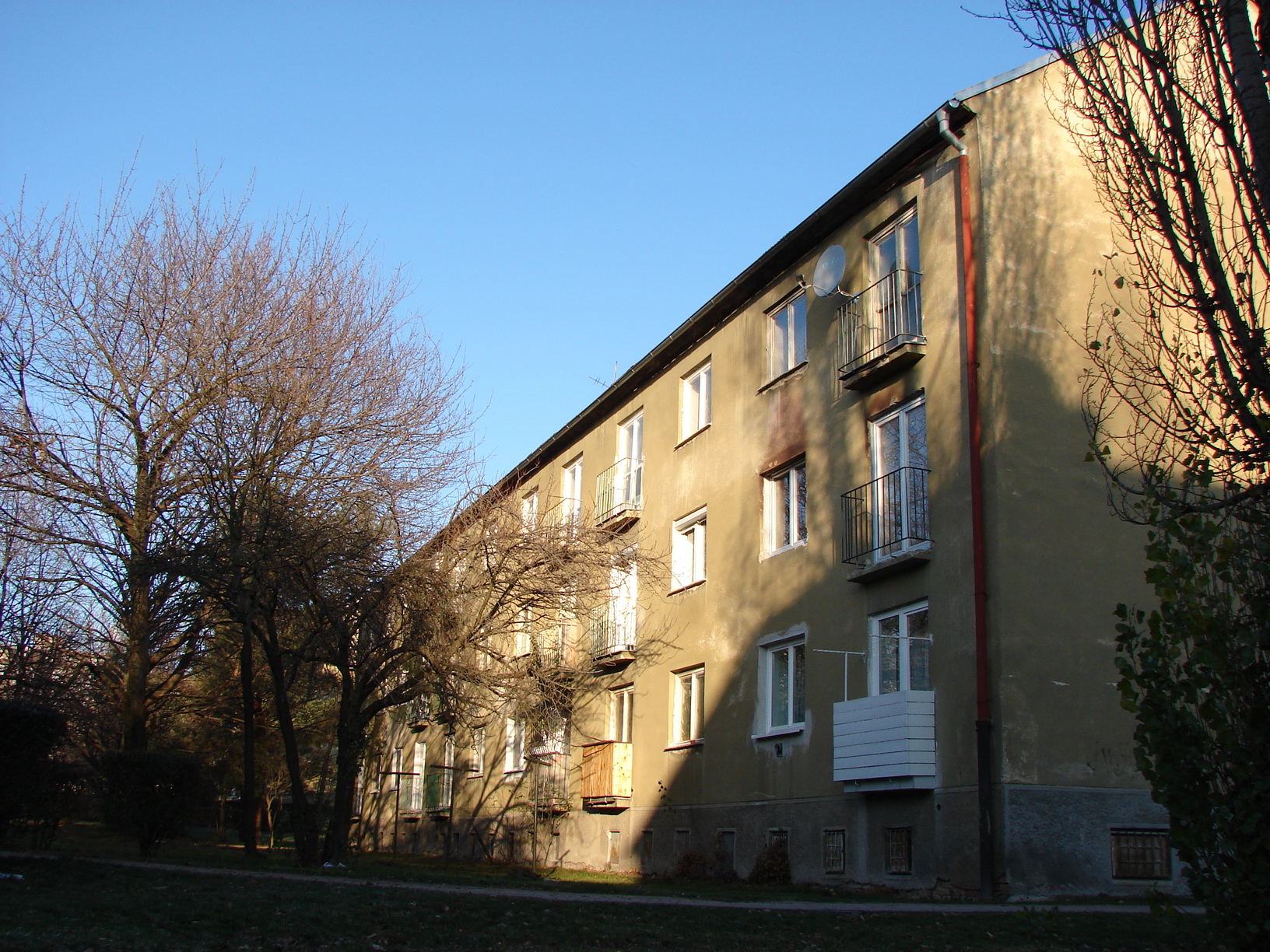 Nadstavba bytoveho domu Hubeneho 15-19